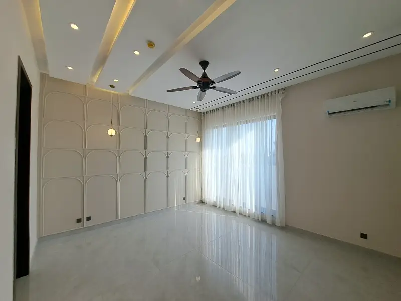 1 Kanal Most Luxurious House For Sale