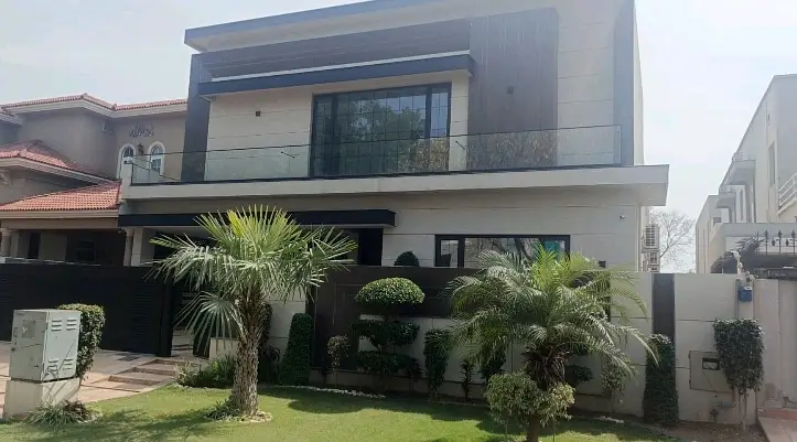 Well-constructed Semi Furnished House Available For sale In DHA Phase 5 - Block L