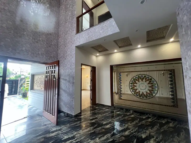 1 Kanal Brand New Luxury Ultra Modern Style Double Heighted Super Hot Location All Original Picture attached With Direct Owner Meeting For Sale in Johar Town Phase 2
