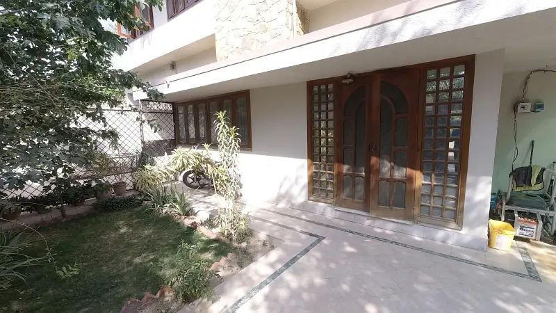 600 Yards Premium Bungalow West Open 50 Feet Road G+1+Half North Nazimabad Block I Leasehold