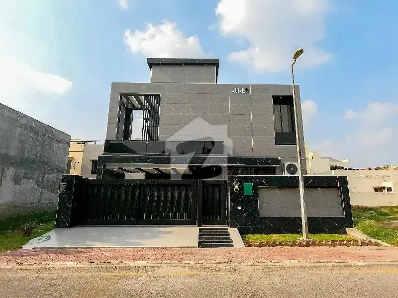 A Modern Solid 10 Marla House For Sale