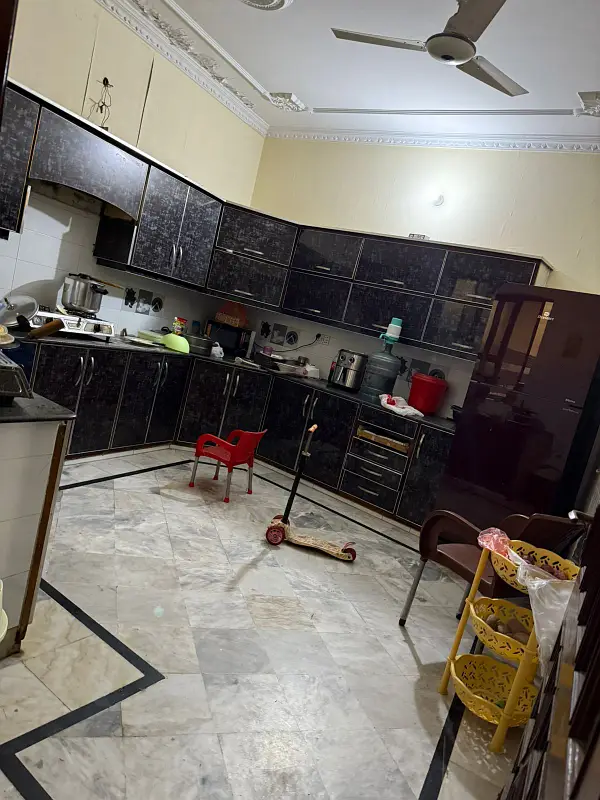 Triple Storey Well Maintained House Available For Sale In Johar Town