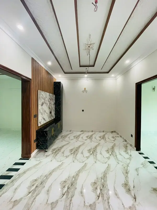 5 Marla Brand New House Available For Sale