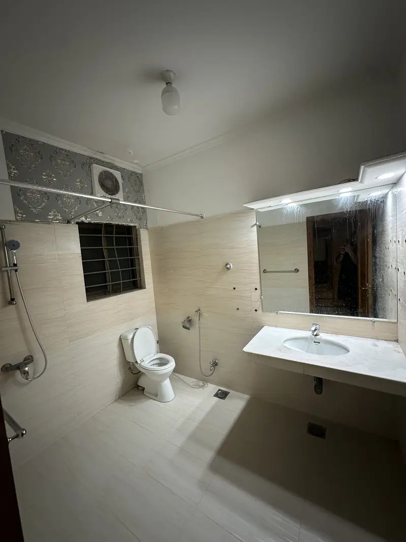 For Rent 1 Kanal House In Bahria Town Phase 2