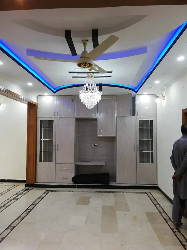 BEautiful neat and clean 5 Marla independent separate full house available for rent in airport housing society sector 4 only electricity water tanker and Gas cy