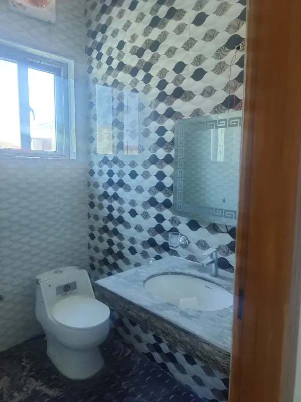 Bahria Town Phase 8, 7 Marla Double Unit House Available For Rent