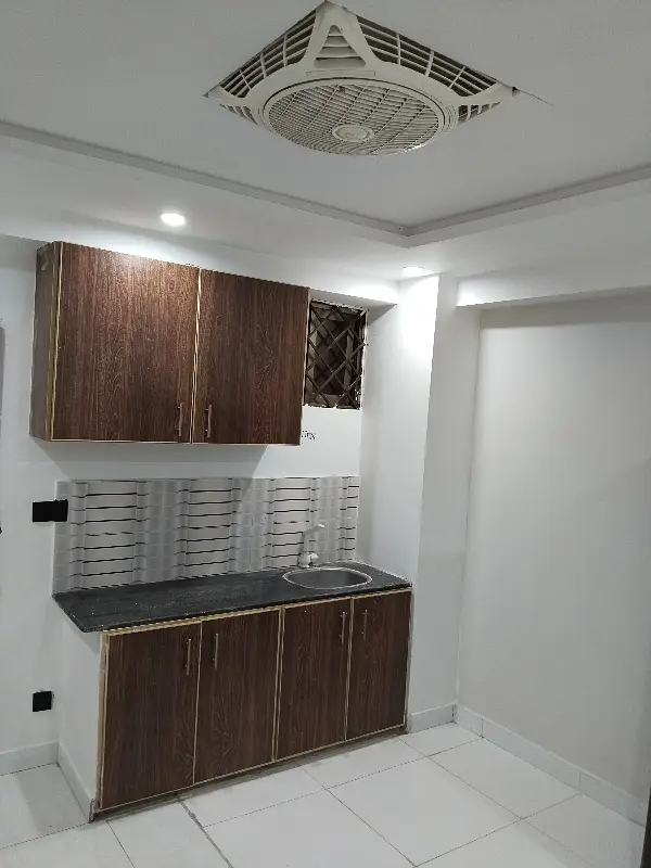 Direct Owener Here , Ground Floor Flat Urgent for sale