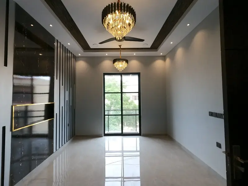 Brand New stylish and Modern design bunglow for sale in prime sector