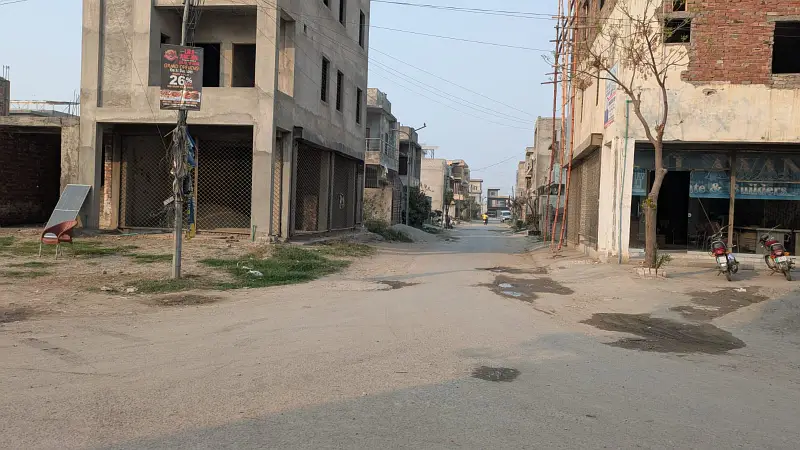 3.5 Marla Commercial Plot For Sale