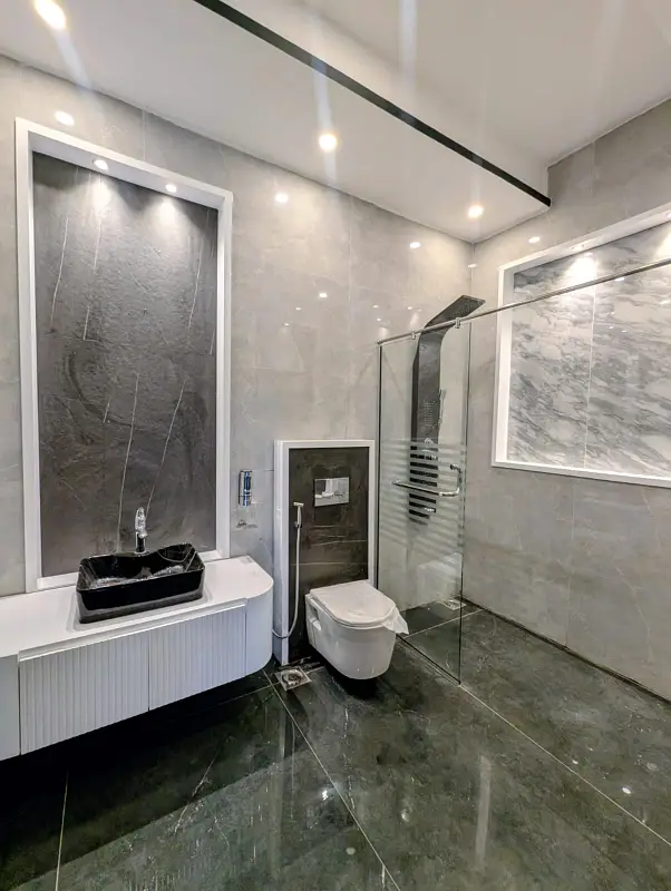 1 Kanal Brand New House with Private Home Theater | 5 Bed | Double Height Lobby | 80 Ft Road Wapda Town