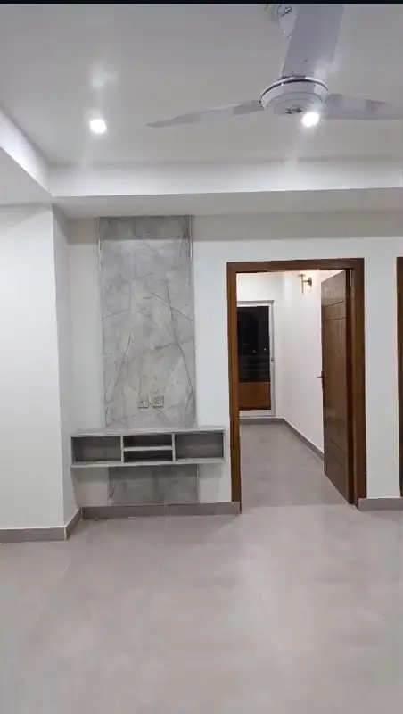 Brand new flat for sale in Multi garden B17