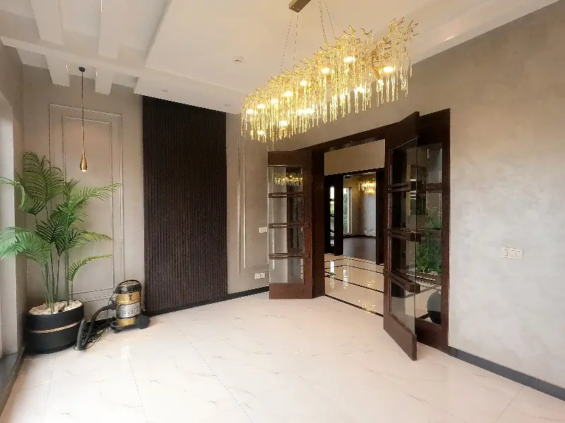 Corner House Sized 1 Kanal Is Available For Sale In DHA Phase 6 - Block L
