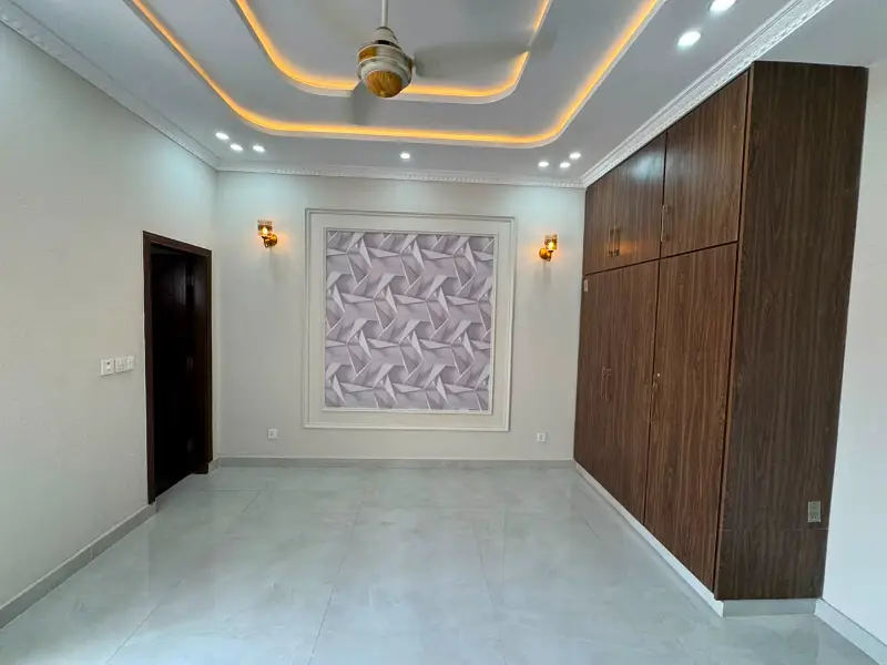 10 Marla House Etihad Town Phase 1, Raiwind Road, Lahore, Punjab