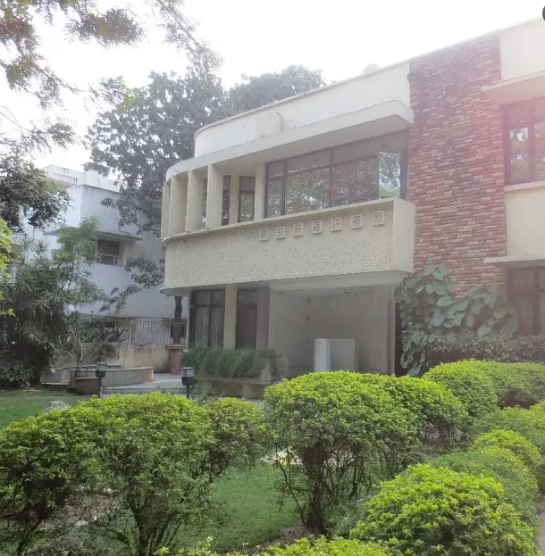 400 Sq. Yards F-6, Islamabad | Livable House for Sale Prime 40 90 House in F-6 Isb