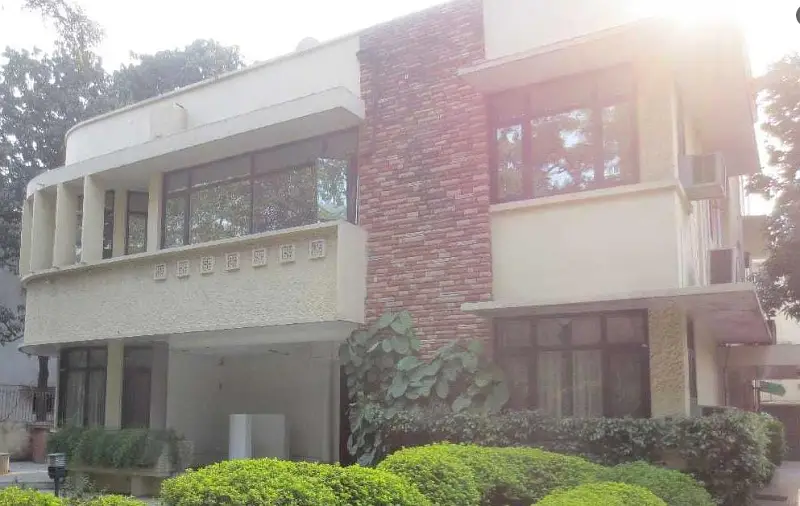 400 Sq. Yards F-6, Islamabad | Livable House for Sale Prime 40 90 House in F-6 Isb