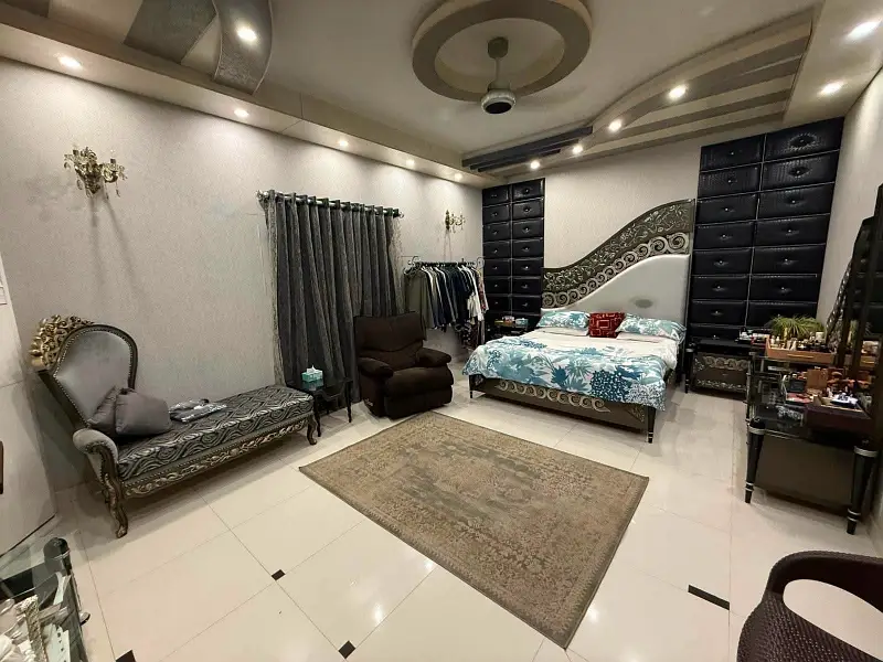 500YARDS MOST LUXURIOUS DOUBLE STORY BUNGALOW FOR SELL IN DHA PHASE 7. MOST ELITE CLASS LOCATION IN DHA KARACHI