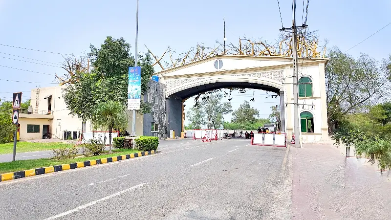 10 Marla Plot For Sale In SA Garden Phase 2 Premium Block