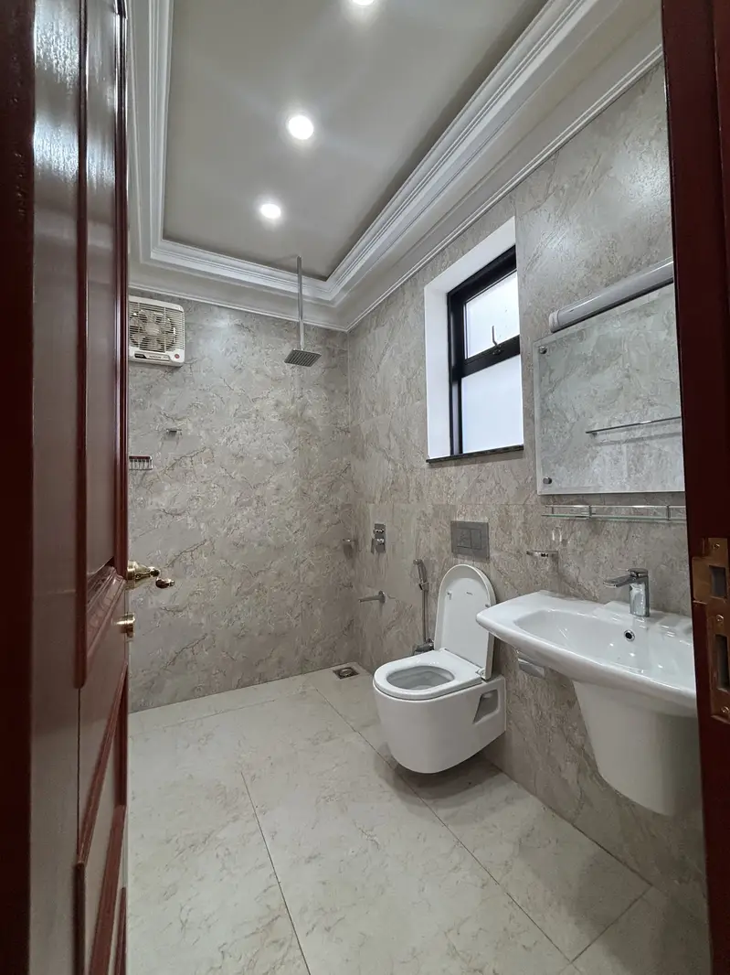 Proper Corner 01 Kanal (50x90) Brand New luxury designer house For Sale in G-13 Islamabad