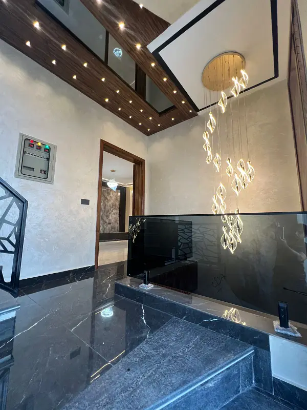 10 Marla Brand New House for Sale