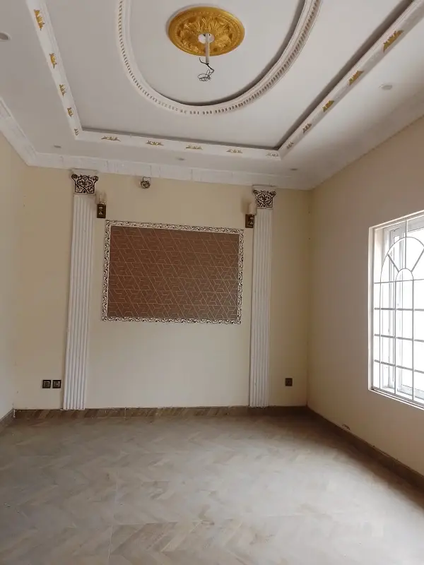 10 MARLA HOUSE FOR SALE IN PARAGON CITY LAHORE