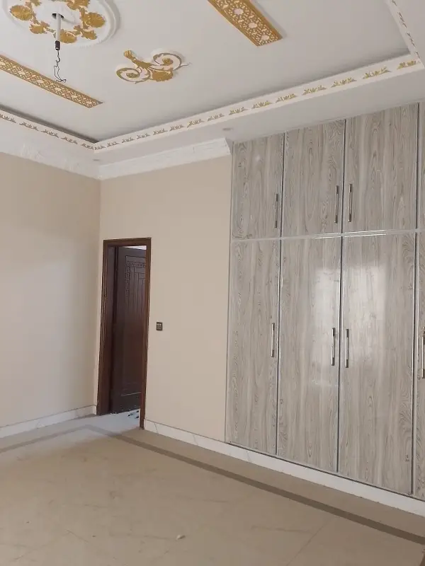 10 MARLA HOUSE FOR SALE IN PARAGON CITY LAHORE