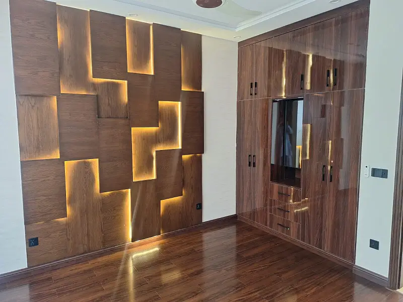 100 % Original Picture Defence 5 Marla Brand New Mohsin Design House For Sale