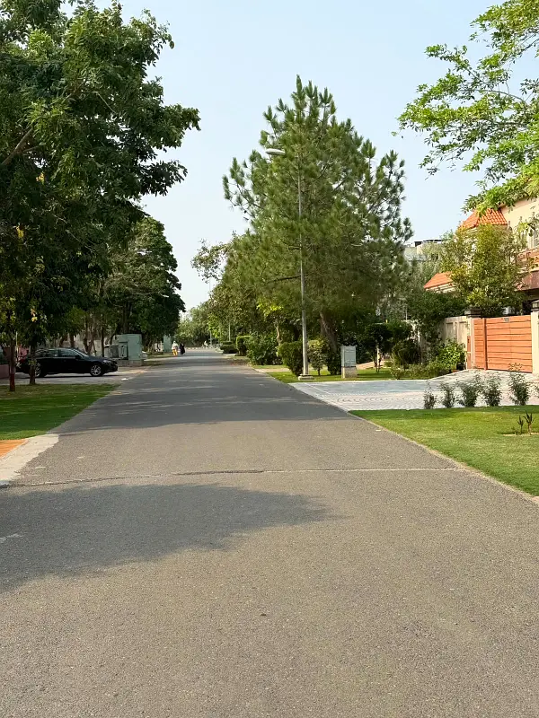 5 MARLA USED HOUSE FOR SALE IN DHA PHASE 5