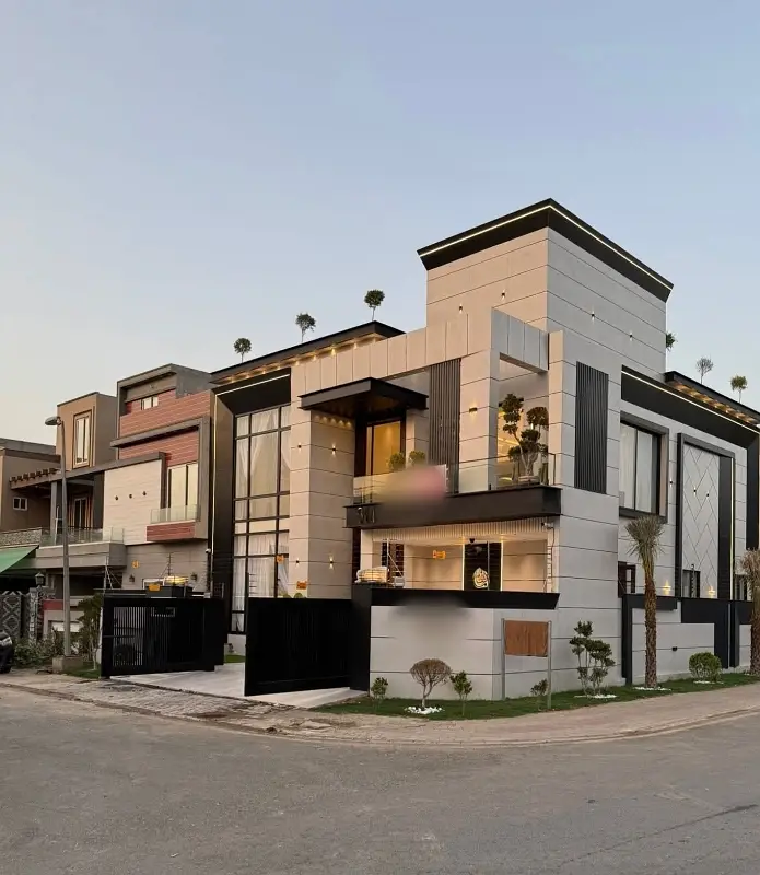 10 Marala Outclass Modern Design House Available For Sale