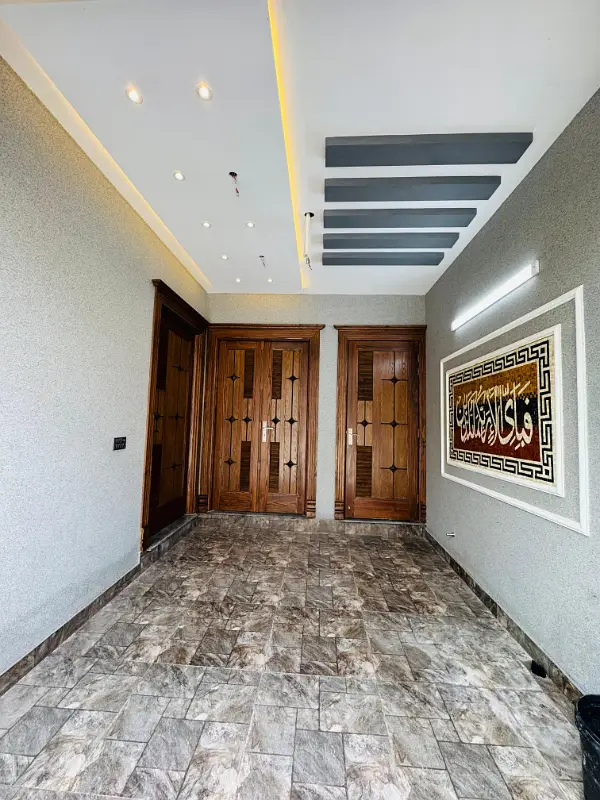 3.25 MARLA BRAND NEW LUXURY HOUSE FOR SALE IN EDEN RESIDENCIA COLLEGE ROAD