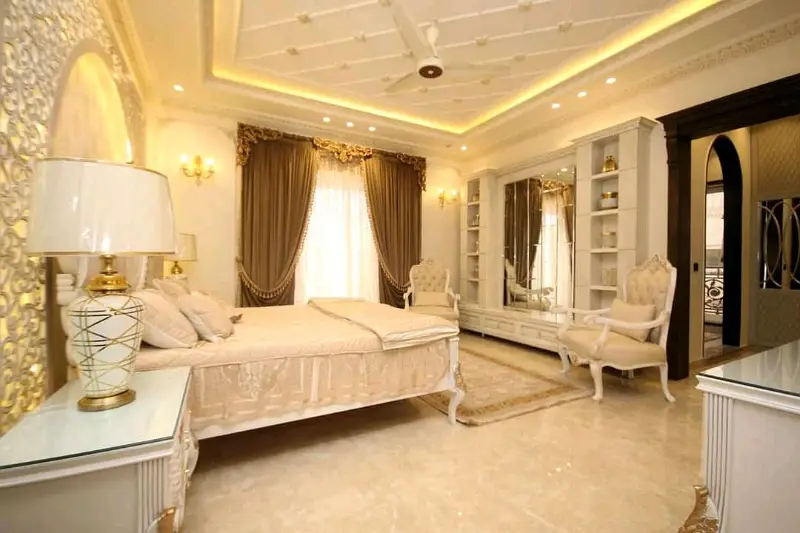 1 KANAL HOUSE AVAIALBLE FOR SALE IN DHA LHAORE