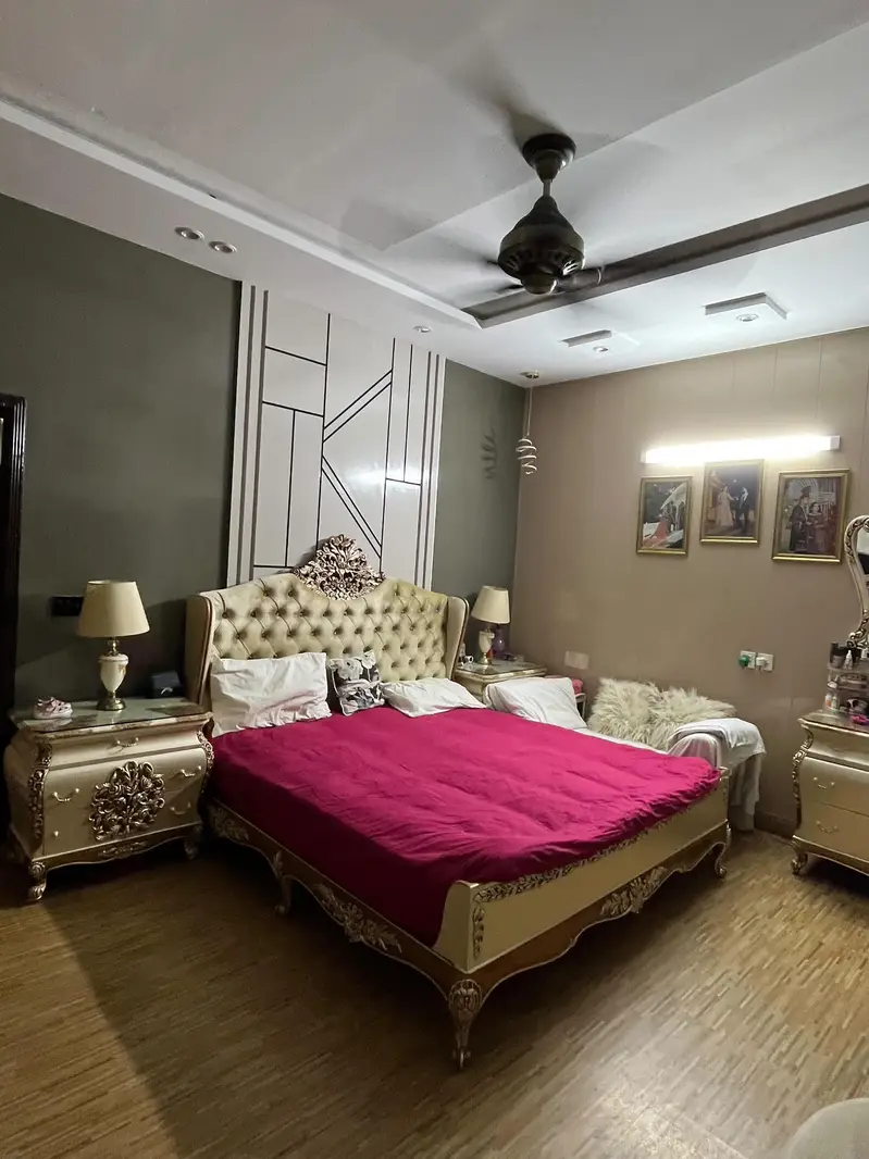 10 Marla Corner House For Urgent Sale In Canal Garden, Lahore