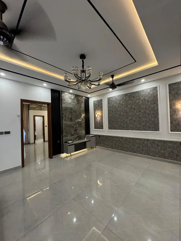 Brand New 10 Marla House for Sale in Overseas B, Bahria Town Lahore