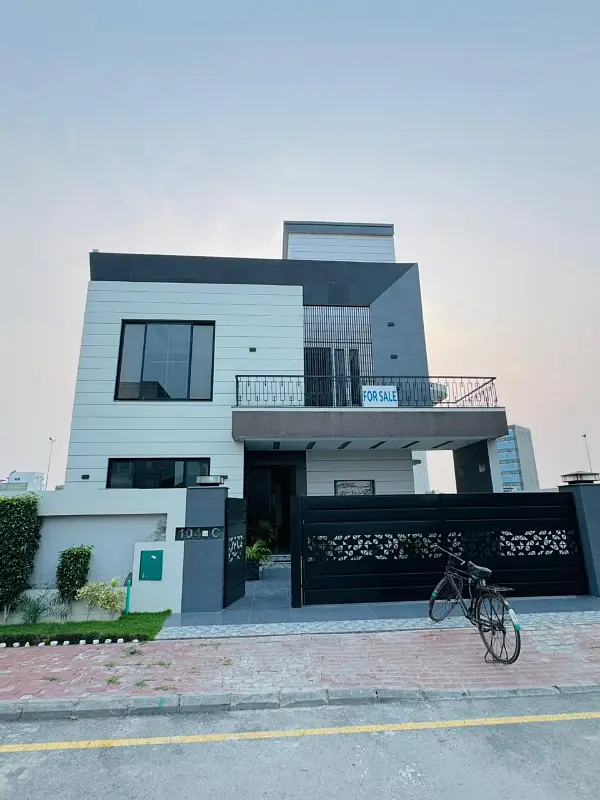 10 Marla Brand New House for Sale Overseas C, Bahria Town Lahore
