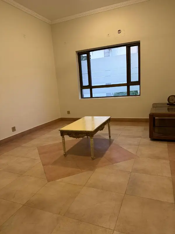 10 marla house for sale