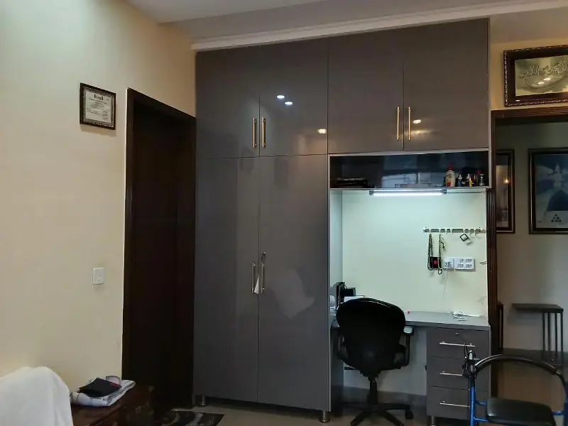 Prime Location 1 Kanal Non Furnished Modern Design 6 Bedrooms Bungalow For Sale In Eden City Lahore