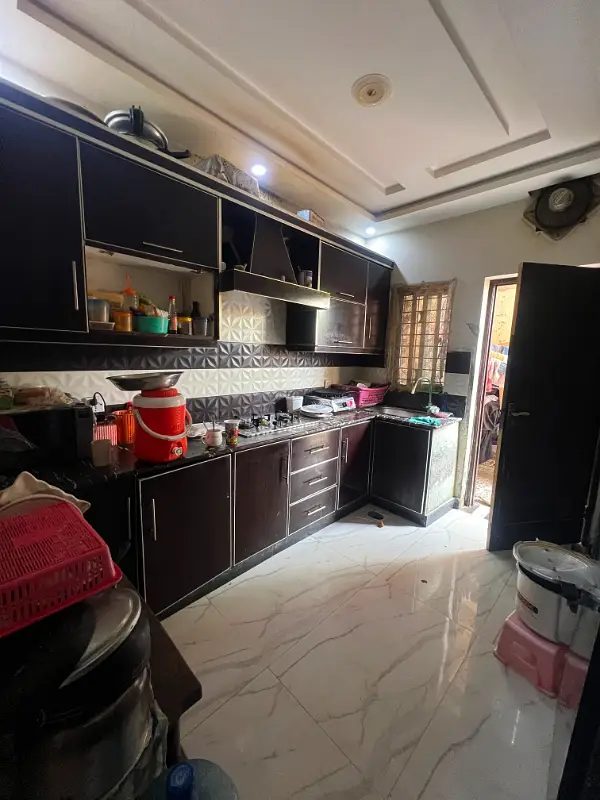 HOT LOCATED 5 MARLA HOUSE FOR SALE