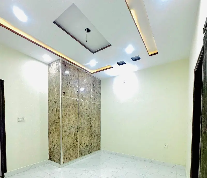Corner 3 Marla House Situated In Sabzazar Scheme - Block B For Sale