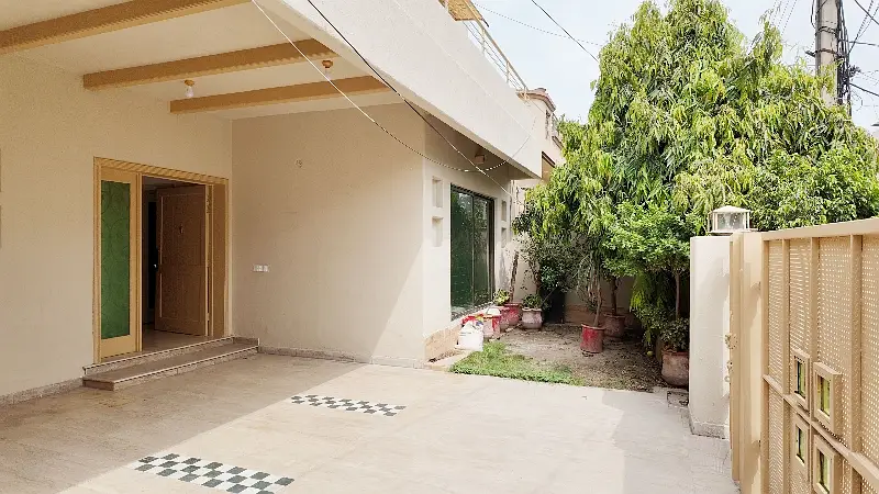 Reserve A Prime Location House Of 10 Marla Now In Punjab Coop Housing Society