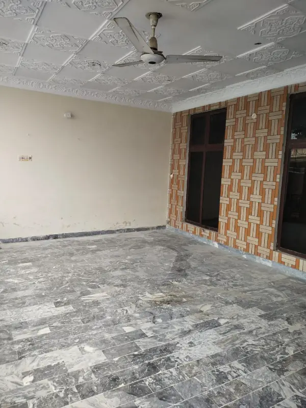 Prime Location 10 Marla Single Storey House For Sale In C Block Faisal Town Lahore
