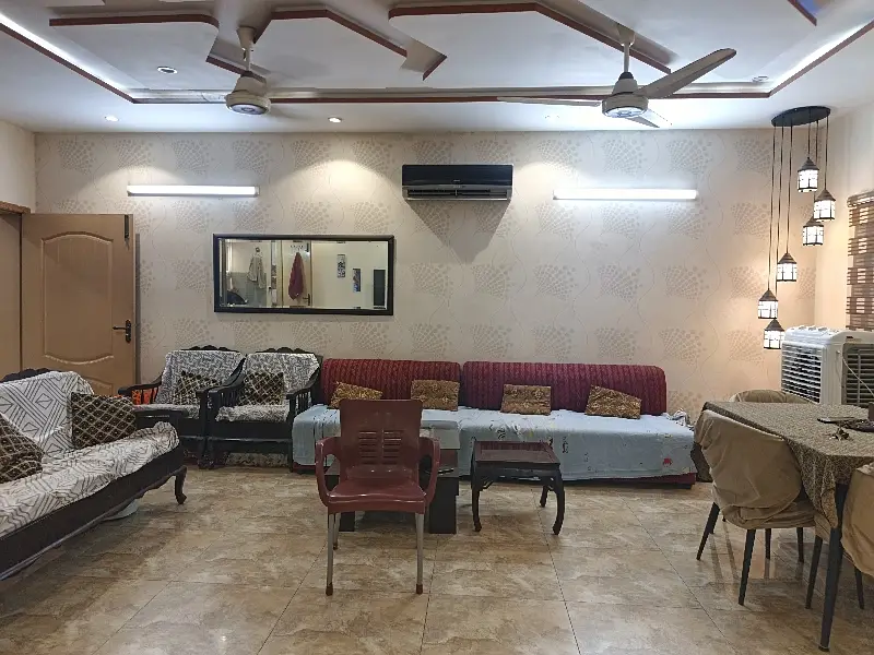 10 Marla Double Storey Facing Park House in C1 Township LHR