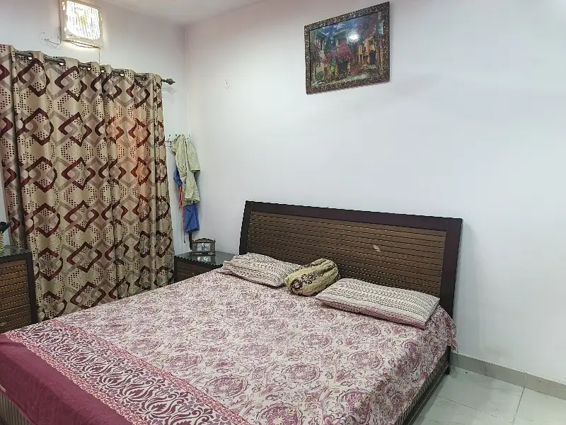 10 Marla Double Storey Facing Park House in C1 Township LHR
