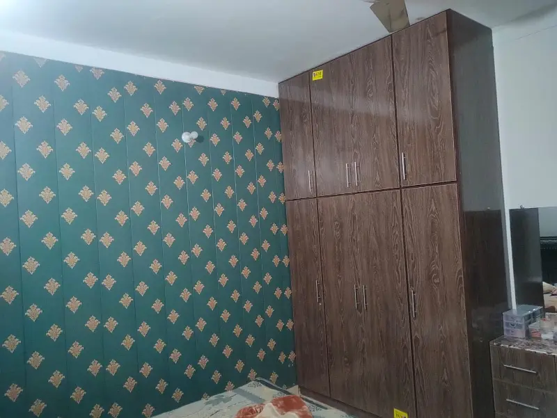 FOR SALE HOUSE 10 MARLA DOUBLE STORY MARBLE WOOD WORK FLOOR BEAUTIFUL HOUSE TOP LOCATION MAIN COLLEGE ROAD NEAR GONDAL CHOWK TOWNSHIP LAHORE GOOD INVESTMENT TIM