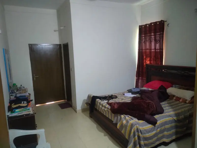 FOR SALE HOUSE 10 MARLA DOUBLE STORY MARBLE WOOD WORK FLOOR BEAUTIFUL HOUSE TOP LOCATION MAIN COLLEGE ROAD NEAR GONDAL CHOWK TOWNSHIP LAHORE GOOD INVESTMENT TIM
