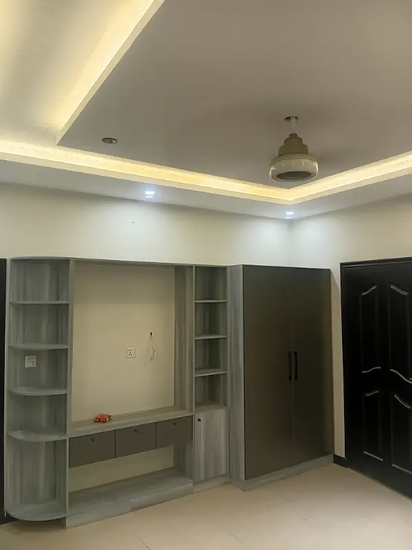 5 marla coner double Story New Luxury House For Sale