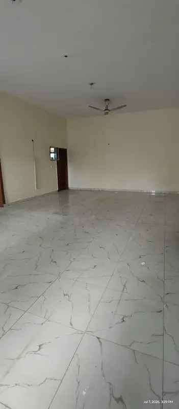 1.5 Kanal 5 Beds House Best For IT Office Clinic Academy Sacholl Wearhouse Saloon Etc