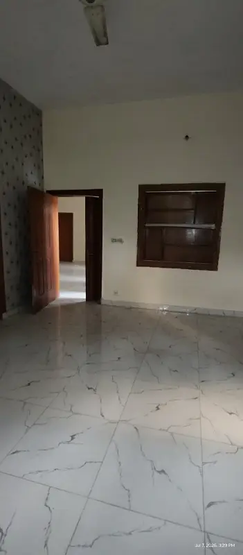 1.5 Kanal 5 Beds House Best For IT Office Clinic Academy Sacholl Wearhouse Saloon Etc