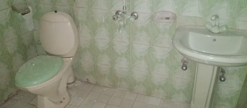 5 Marla Tripple Story House For Rent in Johar Town Phase 2