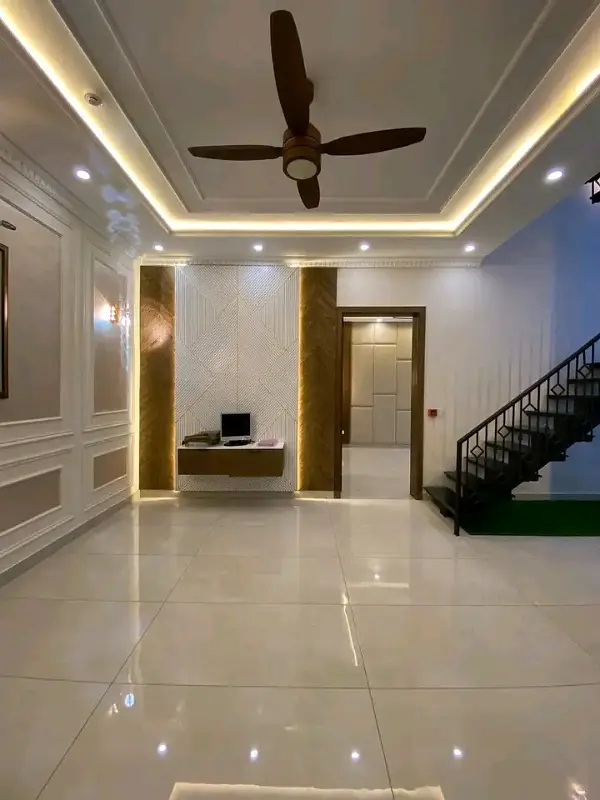 5 Marla Luxury House is Available for Rent in Bahria Town Lahore
