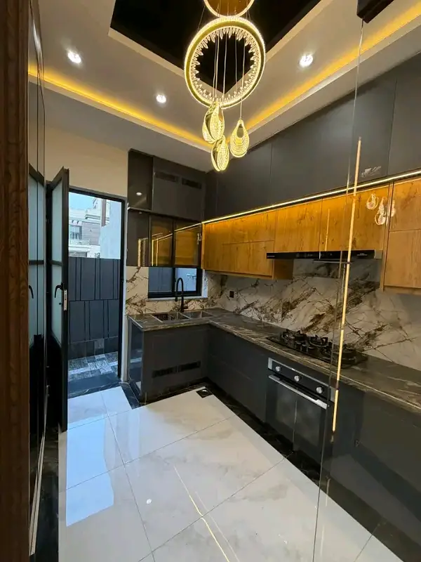 5 Marla Luxury House is Available for Rent in Bahria Town Lahore