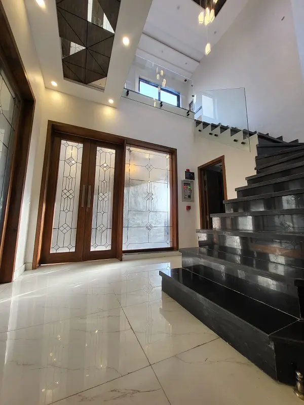 10 Marla House For Rent In DHA Phase 7